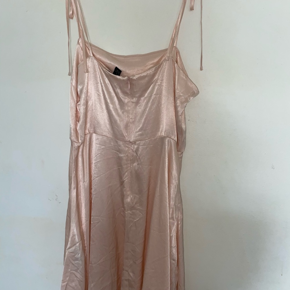 Dress - Picture 2 of 2